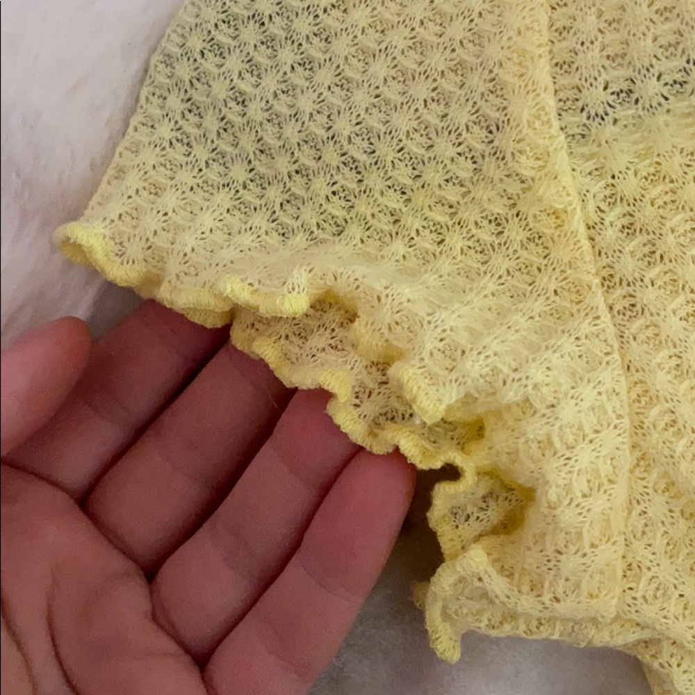 Cropped Top - Picture 3 of 3